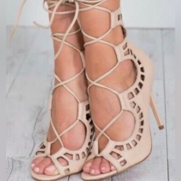 Shoemint Nude Curved Cut Outs Sandals 8 - Picture 3 of 12